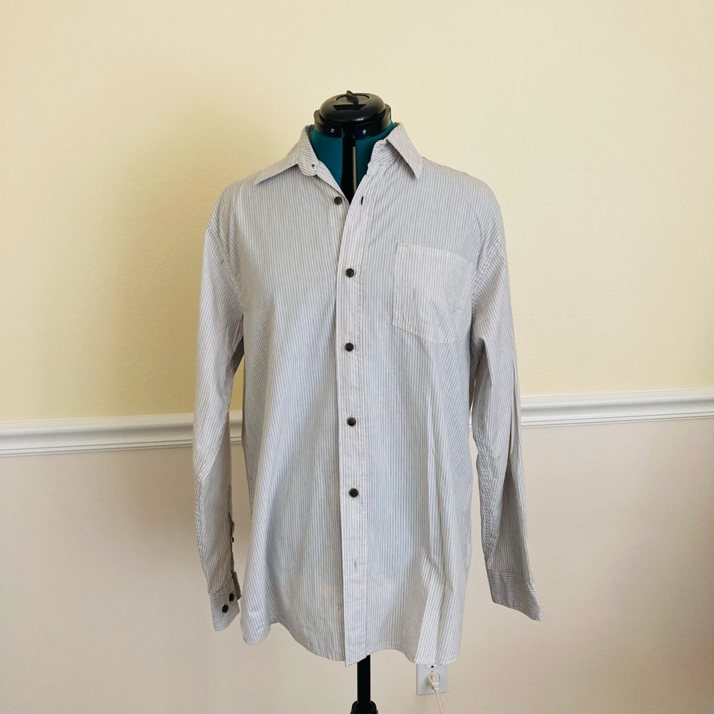 WRANGLER MEN GREY & WHITE BUTTON DOWN SHIRT